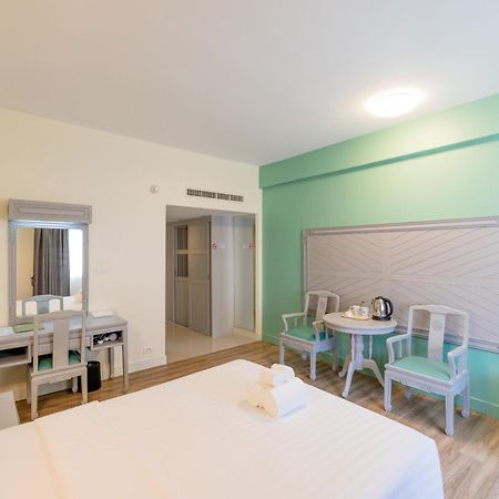 Mido Hotel Бангкок Экстерьер фото