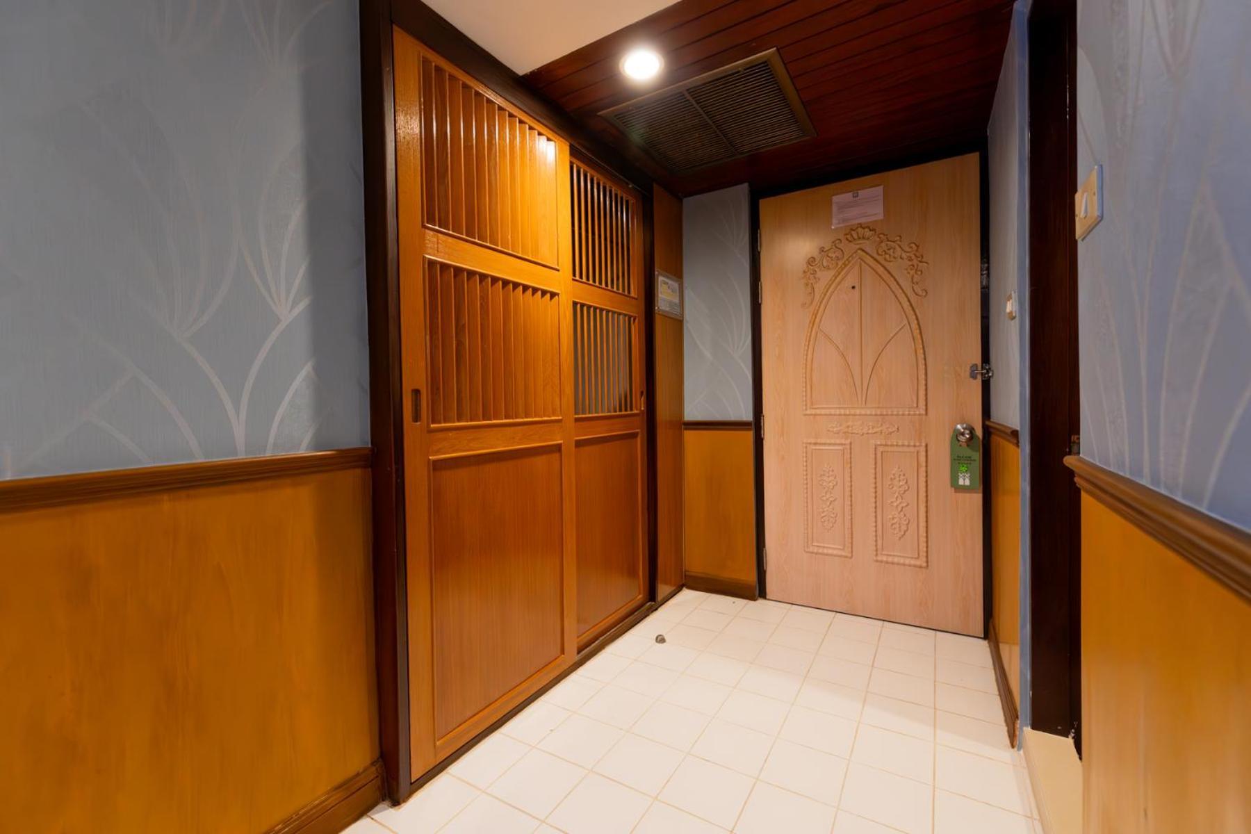 Mido Hotel Бангкок Экстерьер фото